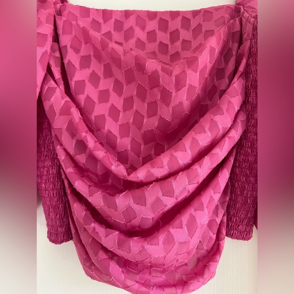 AMANDA UPRICHARD hot pink top - Picture 2 of 6